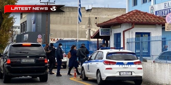 Anti-vaxxii încătușează și „răpesc” directorul școlii din nordul Greciei