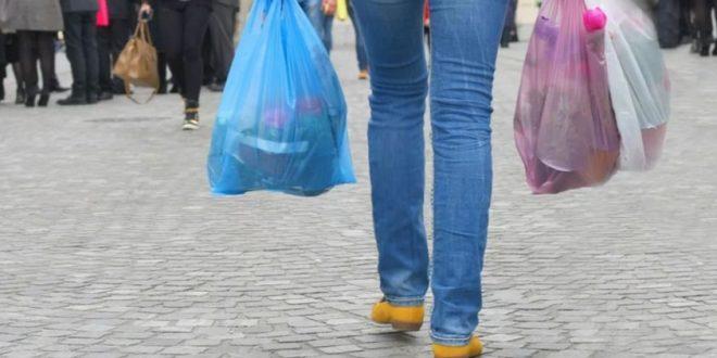 Grecia va plăti UE 127 de milioane de euro din cauza recordului slab de reciclare a plasticului