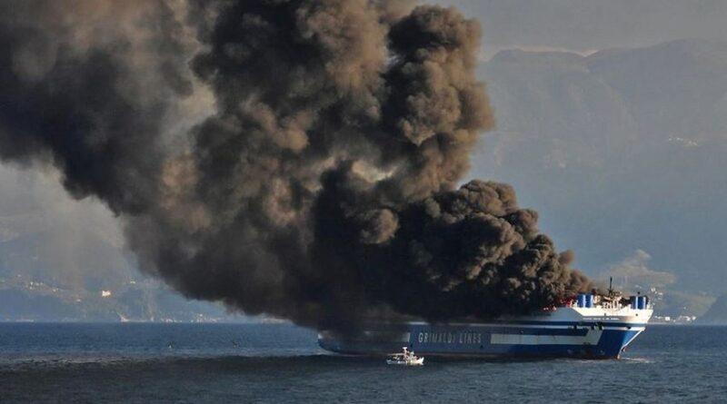 11 dispăruți, sute salvați după ce flăcările au cuprins feribotul Grecia-Italia