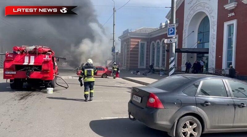Ucraina: Peste 30 de morți și 100 de răniți într-un atac cu rachete rusești asupra unei gări din orașul Kramatorsk, estul Ucrainei
