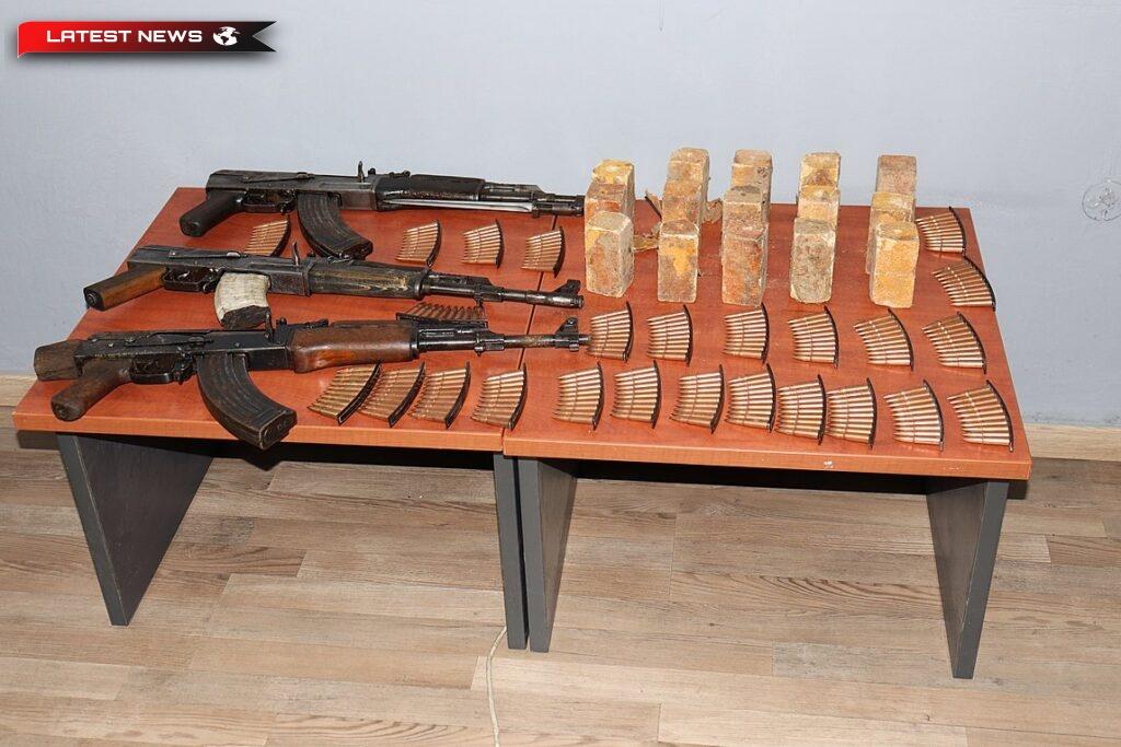 Arme și explozibili confiscate la granița greco-albaneza din regiunea Sagiyada Și Betsprotia - Video