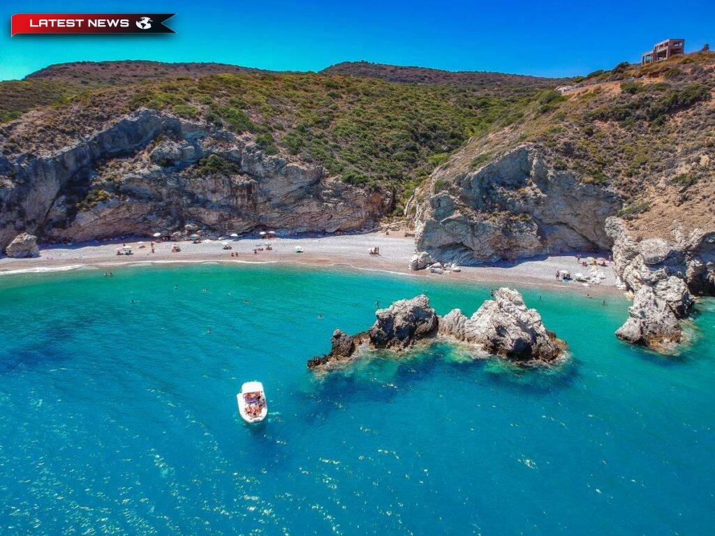 Grecia este printre primele trei locuri în apele plajelor de „excelent”