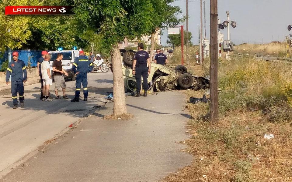 Larissa.. Un șofer a murit într-o coliziune cu trenul