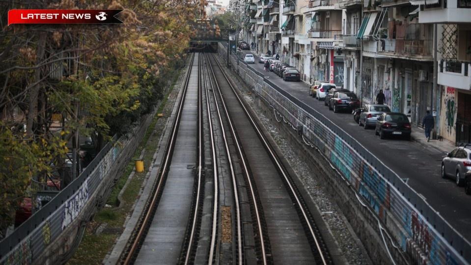 Tragedie la ISAP: Femeia care a căzut pe linii la Ano Patisia este moartă