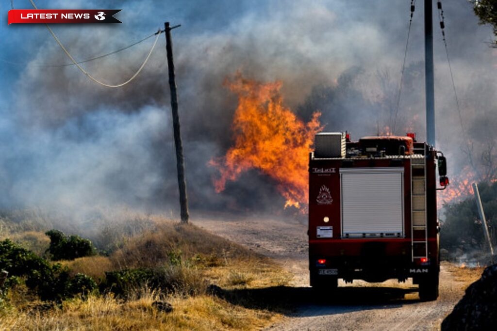 Lefkada: Incendiu lângă Porto Katsiki - Operațiune majoră a Departamentului de Pompieri