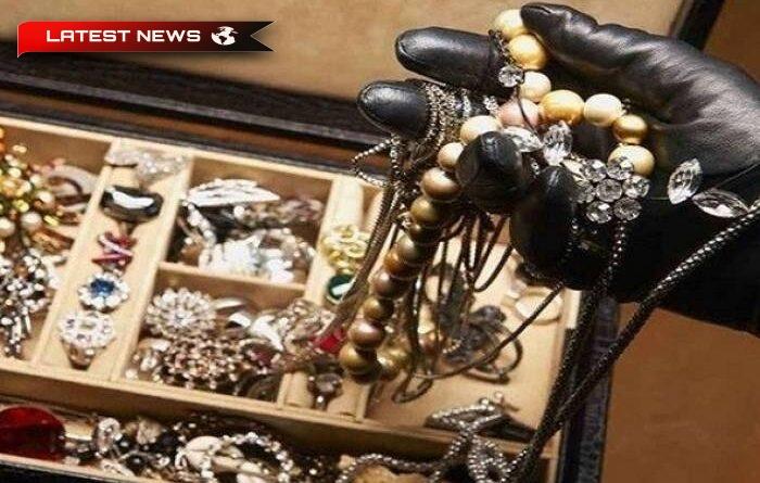 O femeie victimă a unui jaf la Glyfada- furate și bijuterii de un milion de euro!