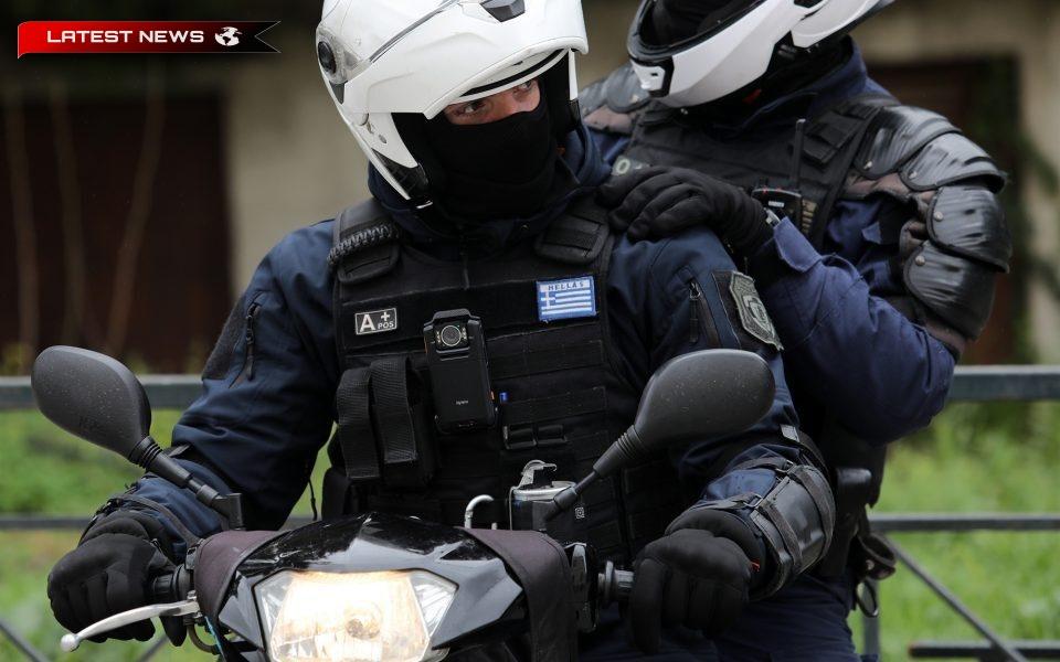 Poliția greacă a licitat pentru camere corporale pentru a crește transparența și responsabilitatea poliției