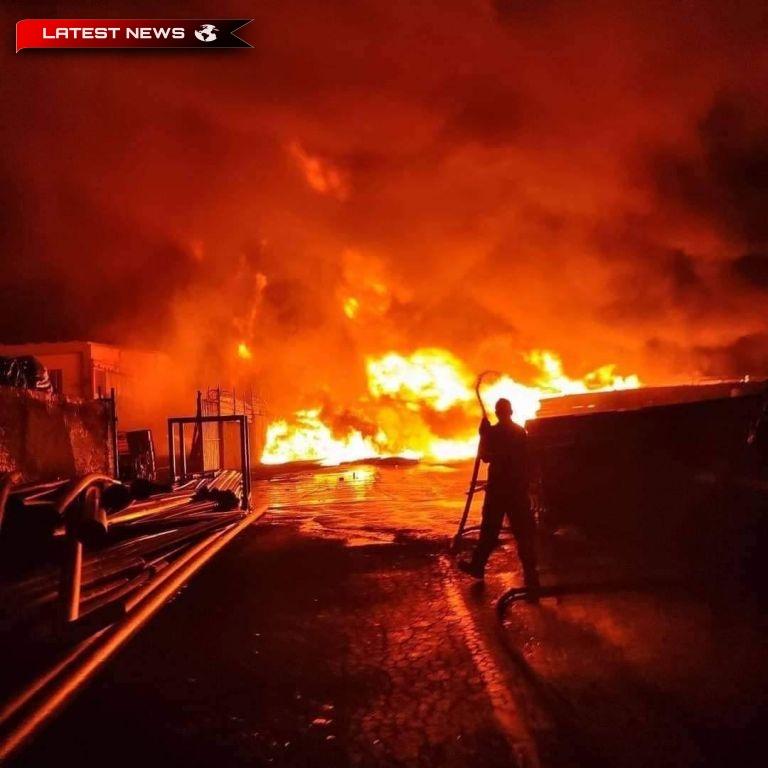 Aspropyrgos: Incendiu într-o fabrică - Mobilizare mare a Departamentului de Pompieri
