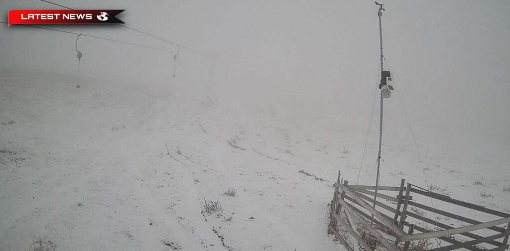 Primele ninsori au căzut în Grecia - Urmăriți videoclipuri de la Trikala și Kaimaktsalan