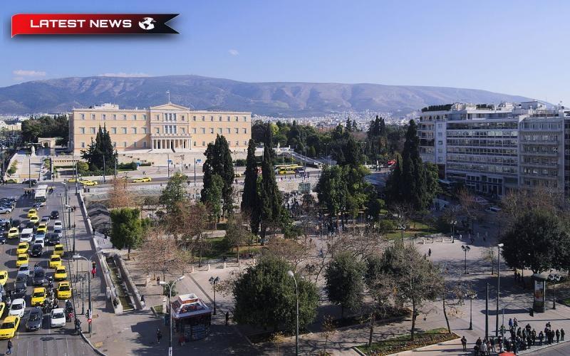 O studentă a încercat să intre în Parlament cu un cuțit - Tânăra de 17 ani a fost arestata