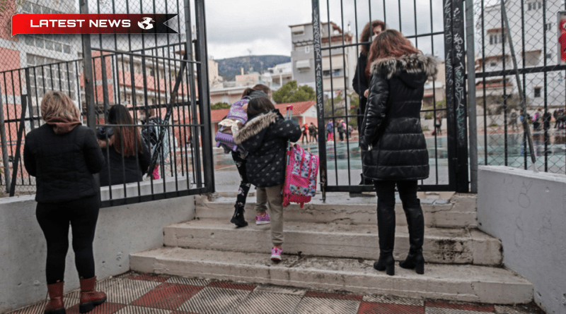 Grecia /Kerameos: „Școlile se deschid în mod normal luni” - Ce se aplică măștilor și absențelor