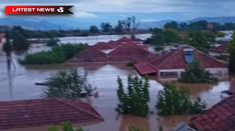 Vremea nefavorabilă afectează grav zona Daniel din Karditsa Scene înfiorătoare surprinse pe acoperișuri locuitorii cer ajutor VEZI VIDEO