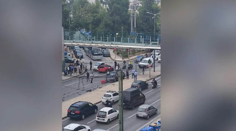 Accident grav în Kifisias Coliziune între două vehicule pe un pod pietonal