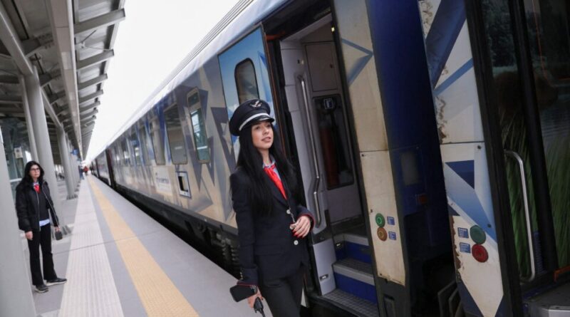 Linia de cale ferată dintre Atena și Salonic se redeschide călătorilor după o pauză de trei luni din cauza furtunii Daniel.