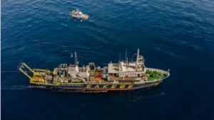 Studiu avansat Oamenii de știință investighează posibilitatea unei scurgeri de gaz radioactiv în Santorini