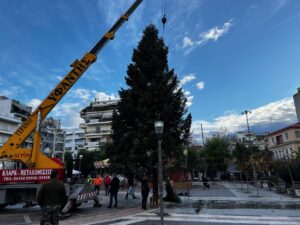 Atena stabilește data aprinderii bradului de Crăciun din Piața Syntagma