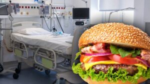 Student de 22 de ani în stare critică după ce sa înecat cu un burger, posibil din cauza unei provocări online Student de 22 de ani în stare critică după ce sa înecat cu un burger, posibil din cauza unei provocări online