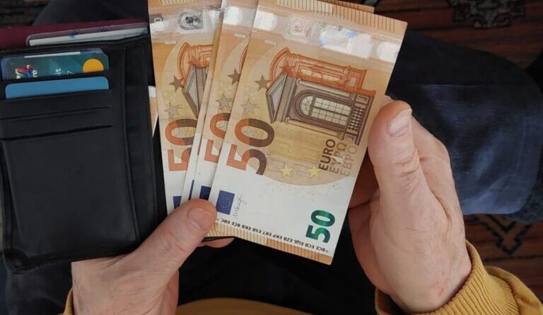 DYPA anunță plata anticipată a indemnizațiilor și a Cadoului de Crăciun începând de mâine