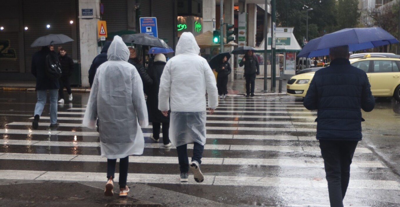 Avertizare meteo în Grecia: Furtuna „Christine” aduce ploi ploi și vânturi puternice