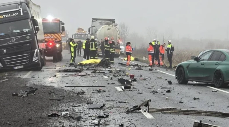 Șapte fani PAOK au murit întrun grav accident rutier în România