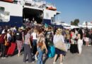 Prima mare excursie a verii: aproximativ 100.000 de turiști pleacă spre destinații insulare în minivacanța de trei zile